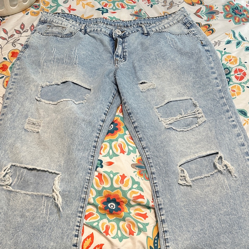 Light Blue Distressed Women Jeans
